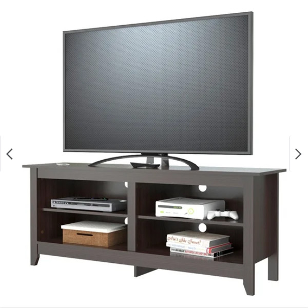 With people's re-understanding of home decoration, the TV #cabinet has a new function, decoration. The TV #cabinet is an essential furniture for the family. The height and size of the TV #cabinet must be paid attention to when designing or buying. Many people ignore the height and size of the TV #cabinet.<br />
So how to choose the height and size of the TV #cabinet and how to design it?<br />
For many families, the height and size of their TV #cabinets are either too high or too low, or too large or too small. Reasonable height and size of furniture are very important to people's lives. When designing, the scale of furniture must conform to the home environment, the human body's physiology, psychology, and the laws of home life, and it must be safe, practical, convenient, comfortable and beautiful. the goal of.<br />
