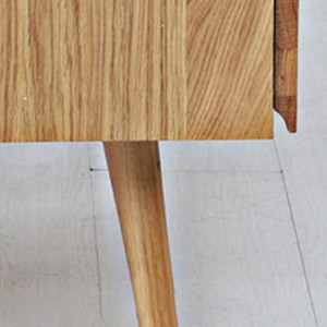 Tavolina kafeje drejtkëndëshe prej druri të ngurtë rezistente ndaj konsumit të modës nordike, linjat e saj tredimensionale janë të bukura dhe të thjeshta pa humbur konsideratat e sigurisë.