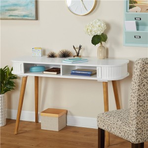 Simple Living Pretty #Desk with tortmalar