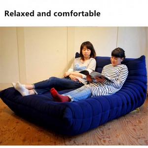 O sofá de tecido de estilo nórdico dálle ao corpo o goce máis sinxelo