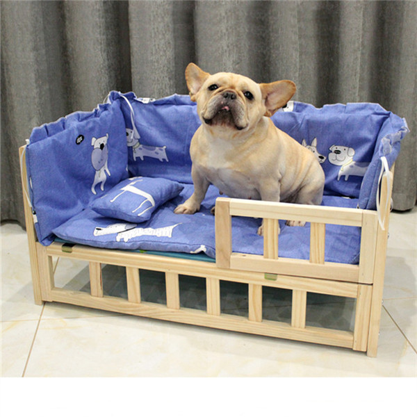 Ta postelja za hišne ljubljenčke iz masivnega lesa ima posebno močno nosilnost.Lahko prenese težo okoli 200 kg.