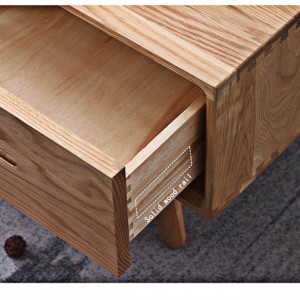 Το μοντέρνο απλό τραπεζάκι σαλονιού από μασίφ ξύλο είναι κατασκευασμένο από φυσικό μασίφ ξύλο, κομψό και γενναιόδωρο.