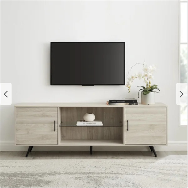 Fashion all-match white TV cabinet 0472



In the living room furniture, the TV #cabinet occupies a very important position. It can not only put a large TV set, but also increase the storage space of the living room, making the living room more tidy and clean. As the most conspicuous decoration in the living room, it also facilitates everyone's daily life. A suitable TV #cabinet can be used. To a good decorative effect, it becomes the highlight of the living room. So how to choose a suitable TV #cabinet? It is important to choose according to your own preferences, but there are also many aspects that need to be paid attention to. A high-quality TV #cabinet can well dress up and beautify the living room, and at the same time can make the home space shine , What is the method of purchasing a TV #cabinet in the living room? I believe many people don't understand it. Let's take a look at the tips for purchasing a TV #cabinet.