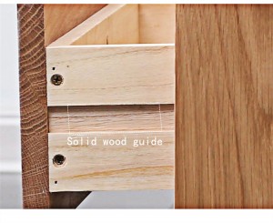 Masuta de sufragerie din lemn masiv de stejar alb, se poate asorta cu orice stil de mobilier, nu deranjant
